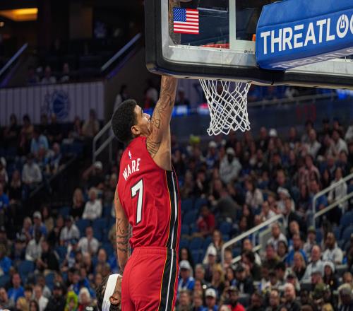 郑钦文在迈,阿密网球赛,勇闯,牛彩网,体育赛事数据,足球比赛信息,篮球赛事平台,赛事资讯